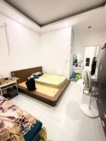 + Thang máy lớn phù hợp khách mua tiếp tục là VP công ty kết hợp ở .