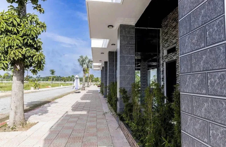 Diện tích 75m2 đường 6m, xây 1 trệt 2 lầu. Giá chỉ 1 tỷ 139 triệu, gần cao tốc TDM - HCM