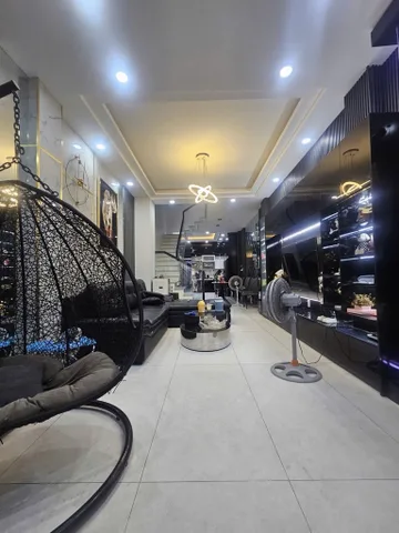 NHÀ PHỐ – NHÀ MỚI ĐẸP – FULL NỘI THẤT CAO CẤP – 103M² – 3 TẦNG + MÁI CHE – NHỈNH 11 TỶ