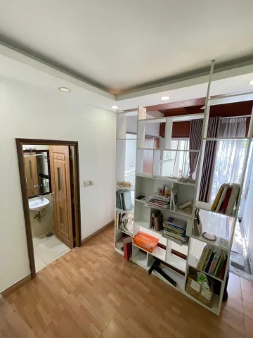BÁN NHÀ BIỆT THỰ 3 TẦNG NGAY BẾN XE MIỀN TÂY, 5.5x12 , GIÁ CHỈ 6.3TY. TL