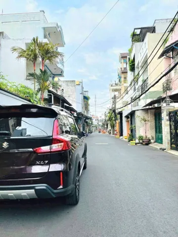 Hẻm Xe Hơi Ngủ Nhà Lũy Bán Bích - Thoại Ngọc Hầu. 50m2 ( 4 × 13m ) Xây 5 Tầng - 6 Phòn Ngủ - Nhà Sẵn Thang Máy, Chỉ 8ty
+ Vị trí trung tâm kết nối nhanh Khu Bàu Cát - Đồng Đen, Âu Cơ, Trường Chinh...kế bên Q10, Q11, Q1
+ Sổ vuông đẹp, hoàn công đầy đủ 