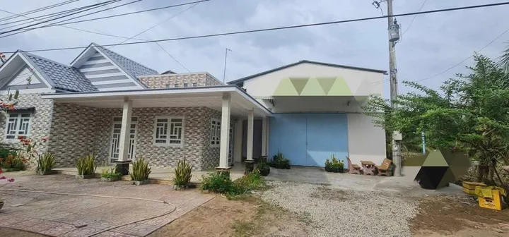 Bán Kho, nhà xưởng 4550m2 giá 7 tỷ tại - Chọn - Xã An Bình Huyện Long Hồ Vĩnh Long
