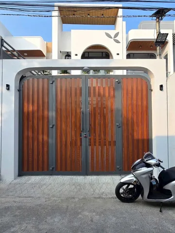 Chủ định cư, bán căn nhà 1 trệt 1 lầu ngay trạm thu phí Bửu Long