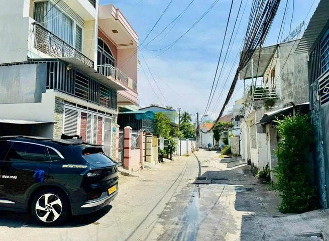 BÁN NHÀ CẤP 4 – HẺM Ô TÔ PHƯỚC LONG – NAM NHA TRANG. Giá: 5.3 tỷ