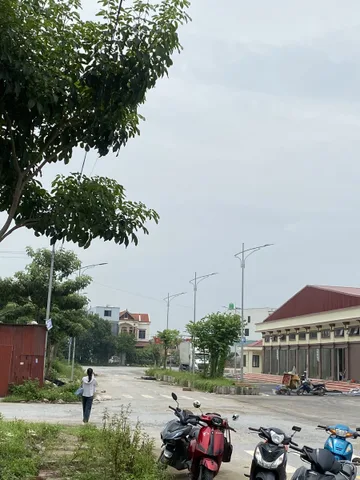 Bán Đất 100m2 có sẵn 90 m2 thổ cư giá 9.9 tỷ tại Đường Tỉnh 379 Xã Đông Tảo Huyện Khoái Châu Hưng Yên