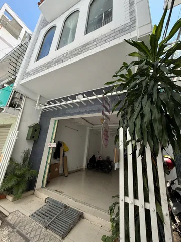 BÁN NHÀ GẦN ĐƯỜNG 2/4 – GẦN CHAMPA ISLAND. DT 61m2. Giá 4ty200