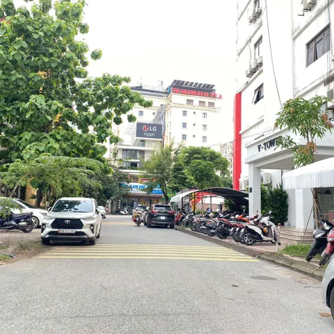 Bán đất sau Thuần Nhìn Vào Honda Vĩnh Cát cột đồng hồ làn hai đường Nguyễn Trãi khu Bồ Sơn  Phường Võ Cường TP Bắc Ninh, 
khu vực tập trung rất nhiều nhà hàng và khách sạn kinh doanh sầm uất ngày đêm
🍀 DT 72m2 mặt 4.5m hướng Tây Bắc
