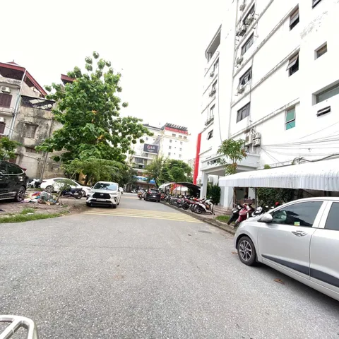 Bán đất sau Thuần Nhìn Vào Honda Vĩnh Cát cột đồng hồ làn hai đường Nguyễn Trãi khu Bồ Sơn  Phường Võ Cường TP Bắc Ninh, 
khu vực tập trung rất nhiều nhà hàng và khách sạn kinh doanh sầm uất ngày đêm
🍀 DT 72m2 mặt 4.5m hướng Tây Bắc