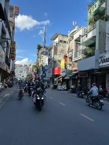 MẶT TIỀN KINH DOANH - NGANG 4.4M - DỌN VÀO Ở NGAY - 109M² - HUỲNH VĂN NGHỆ