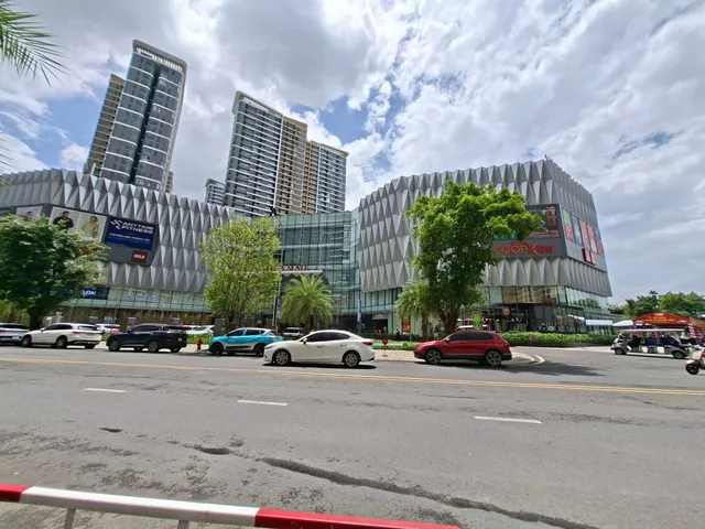 Gần Vinhomes, Mega Mall ~19 phút Metro - KDC xây kín, đường nhựa ôtô tránh, không ngập - Xây dựng tự do - 3.2 tỷ 57.8m2