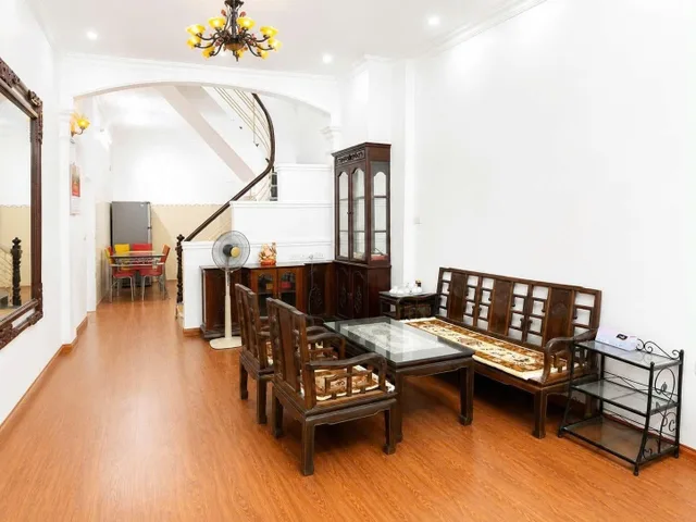 Nhà ngõ 81 Trung Kính, Cầu Giấy 42m x 4T SẠCH ĐẸP giá 17 triệu