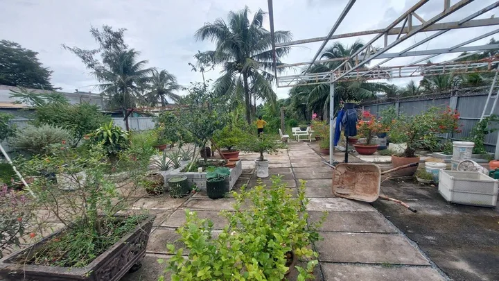 Bán khu đất, kho, nhà xưởng DT 2215.8m² - có sẵn 170 m² thổ cư tại Thành phố Bến Tre