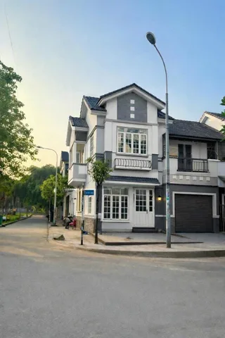 Bán nhà 2 Tầng_KDC Nam Long_Phước Long B_Ngang 8m_Kinh Doanh tốt_100M ra The Global City