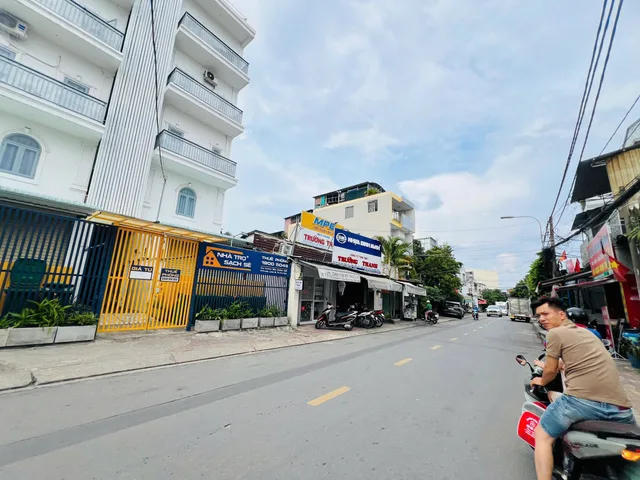 Đất + Dãy Trọ Mặt Tiền đường 339_Phước Long B_Quận 9_Ngang 6,4m_80Tr/m2_Thu Nhập 40Triệu/Tháng