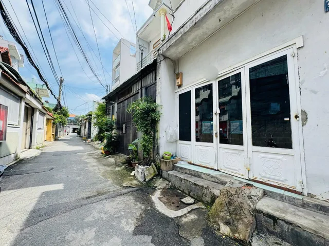 Bán Nhà trọ 200m2 thổ cư giá 15 tỷ_Sát ĐH Ngân hàng_Ngang 9m_đường 19_Linh Chiểu TP Thủ Đức