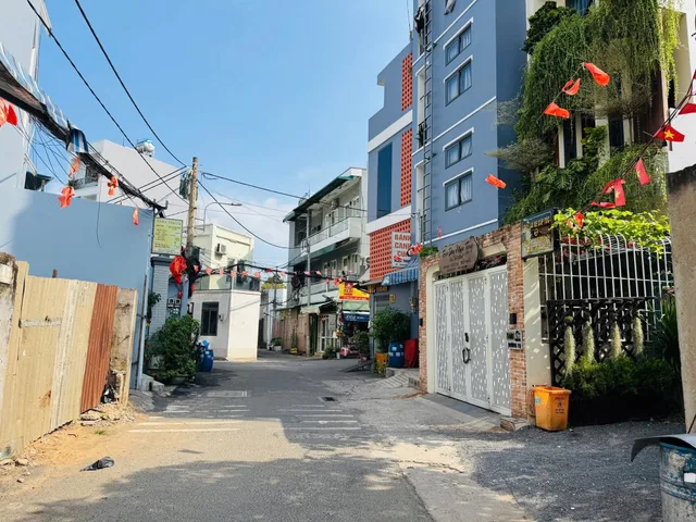 Đất Mặt Tiền 191m2 giá 13.8 tỷ tại đường số 19_Sát ĐH Ngân hàng_Phường Linh Chiểu TP Thủ Đức