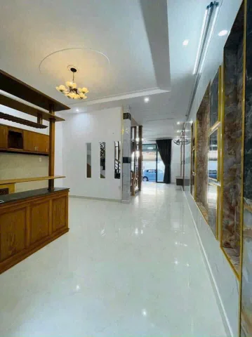 Bán Nhà riêng : 1 Trệt 1 Lầu ( 2pn+3wc+phòng thờ+ khu vực bếp)80m2. Giá 6 Tỏi 3 Đường Nam Kì Khởi Nghĩa Vũng Tàu