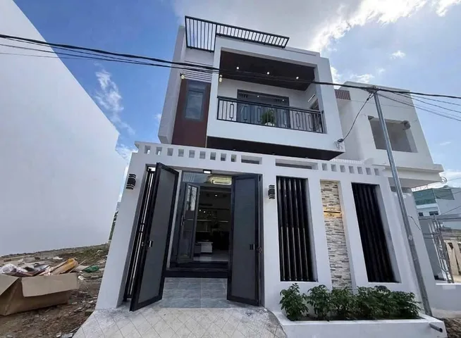 🏡NHÀ HOÀN THIỆN SỔ HỒNG RIÊNG THỔ CƯ GIÁ CHỈ 1ty780 ( còn bớt )
