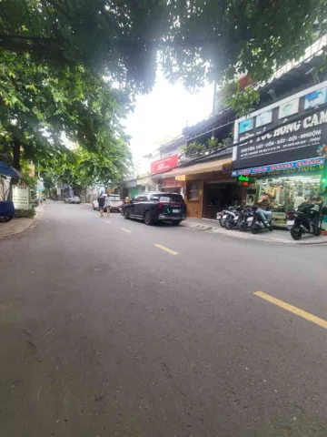 MẶT TIỀN KINH DOANH NHẤT CHI MAI - 4 TẦNG - NGANG 4.4M - KHU AN NINH - HÀNG XÓM DÂN TRÍ CAO