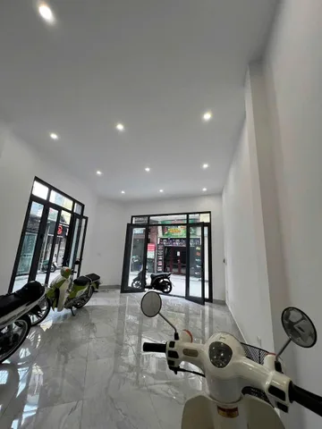 Cho thuê nhà ngõ 93 Hoàng Văn Thái, Thanh Xuân 40m*4T Ô TÔ, KD ĐA DẠNG