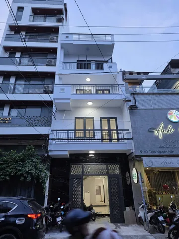 Nhà mặt tiền Trần Nguyên Hãn – khu phố Hàn, Tân Lập, Nha Trang (có thang máy). DT 112m2. Giá 25ty
