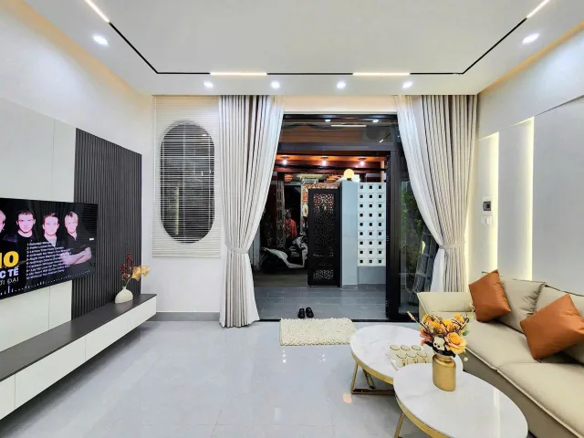 NHÀ SIÊU HOT- CHỈ 4Đ- NHÀ NGUYỄN TRI PHƯƠNG- 53m2- Ô TÔ ĐẬU CỬA
🌺QUANH KHU VỰC KHÔNG CÓ CĂN THỨ 2 - CHỦ DỄ THƯƠNG ĐÀM LÀ CHỐT