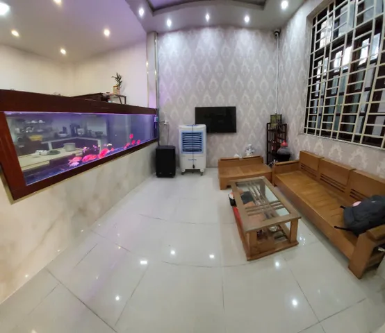 Cần bán gấp nhà quận Bình Tân, 12x10m, sổ hồng giấy tờ đầy đủ, 7 tỷ thương lượng, chính chủ!!!