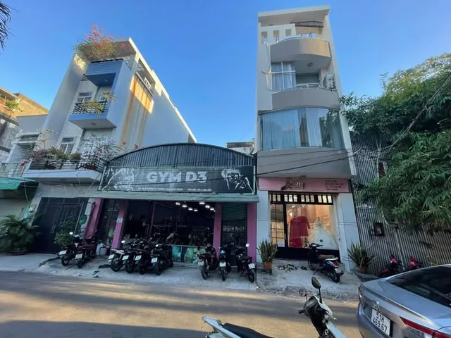 Bán nhà Võ Oanh, P.25,Q Bình Thạnh - 8.4x16m - 33 tỷ về 30 tỷ còn bớt