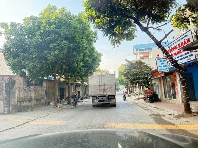 BÁN ĐẤT XUÂN KHANH - PHƯỜNG TÙNG THIỆN 100M2 Ở ,KINH DOANH ĐƯỜNG 2 Ô TÔ TRÁNH GIÁ 2,35 TỶ ! LH 0333846866