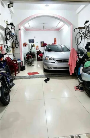 👉 Mặt tiền đường, xe hơi ngủ trong nhà. Gần đường Lê Văn Quới, Ngã tư Bốn Xã.