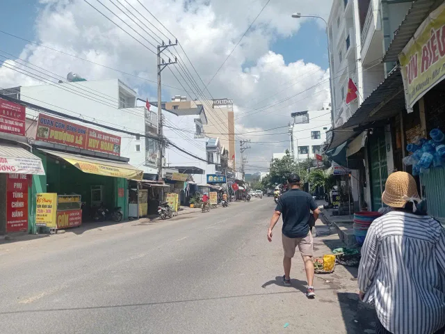 BÁN ĐẤT HẺM NGUYỄN KHUYẾN – BẮC NHA TRANG. DT 69.9m2. GIÁ 2.8TY