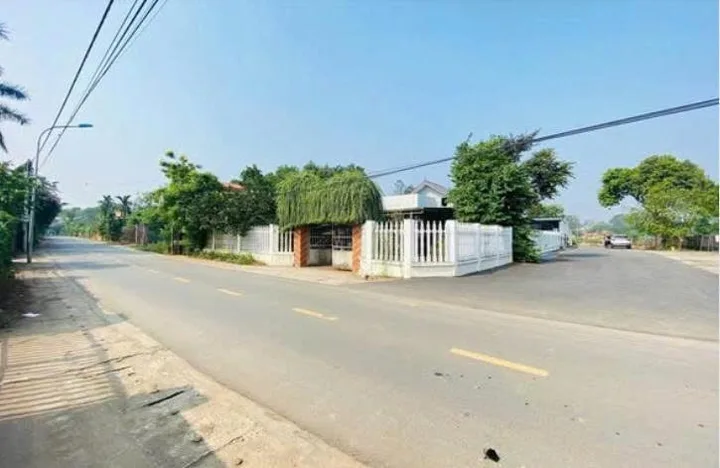 Bán Đất 102m2 có sẵn 100 m2 thổ cư giá 1.78 tỷ tại Đường Hữu Nghị Xã Cổ Đông Thị xã Sơn Tây Hà Nội