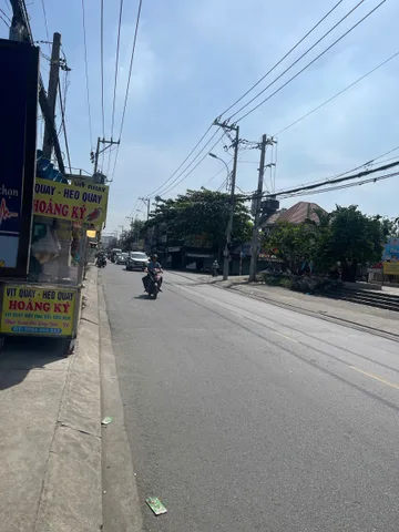 Bán Kho, nhà xưởng 2000m2 có sẵn 900 m2 thổ cư giá 40 tỷ tại Xã Xuân Thới Thượng Huyện Hóc Môn TP. Hồ Chí Minh