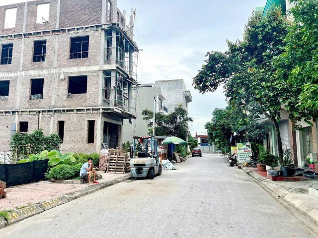 SIÊU PHẨM 2 LÔ LIỀN KỀ – KIẾN THIẾT, SỞ DẦU, HỒNG BÀNG 97,7m² Giá: 5,28 tỷ
LH 0979087664