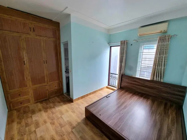Nhà 3 tầng 48m2 lô góc xẻ khe chỉ 4,6 tỷ ngay đầu khu TĐC Vin Thượng Lý Hồng Bàng