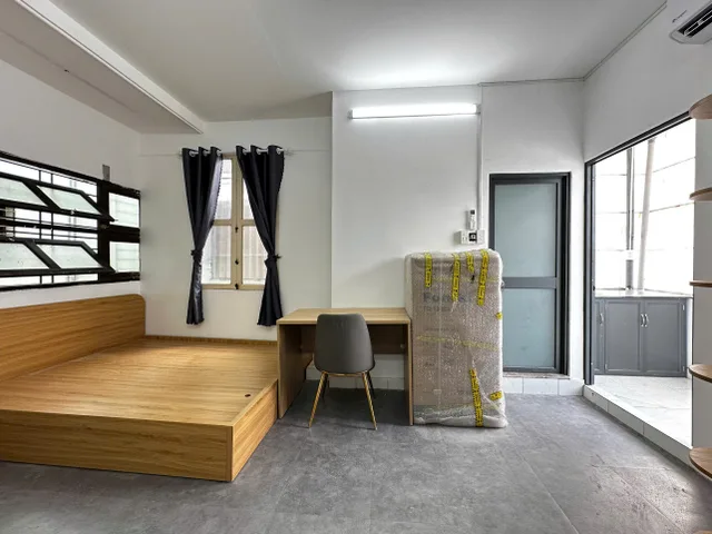 Cho thuê Phòng ban công đón gió, ngay công viên Làng Hoa * 35m2 giá 4.9 triệu tại Gò Vấp