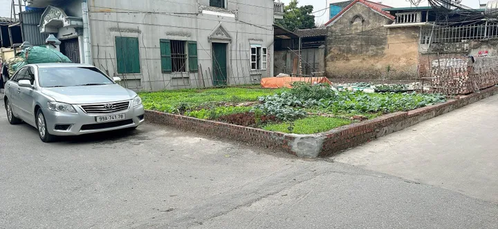 CẦN BÁN GẤP GIẢM 600 TRIỆU- LÔ GÓC - OTO THÔNG - GIÁP ĐÔNG ANH - SÁT DỰ ÁN