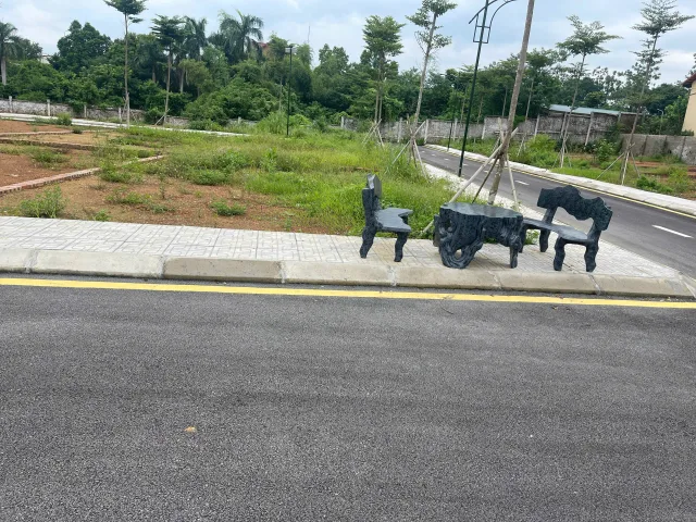 BÁN CẮT LỖ LÔ ĐẤT XÂY NHÀ DÒNG TIỀN HÒA LẠC CÁCH ĐẠI HỌC QUỐC GIA VÀ KHU CÔNG NGHỆ CAO CHỈ 1,5KM