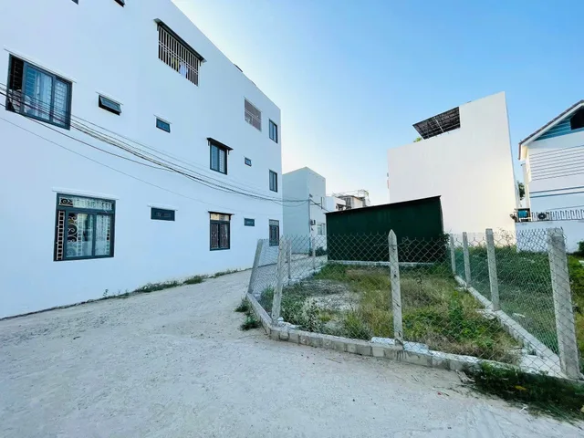 BÁN LÔ GÓC HẺM 76 PHÚ NÔNG - VĨNH NGỌC. DT 101.9m2. Giá 3ty580