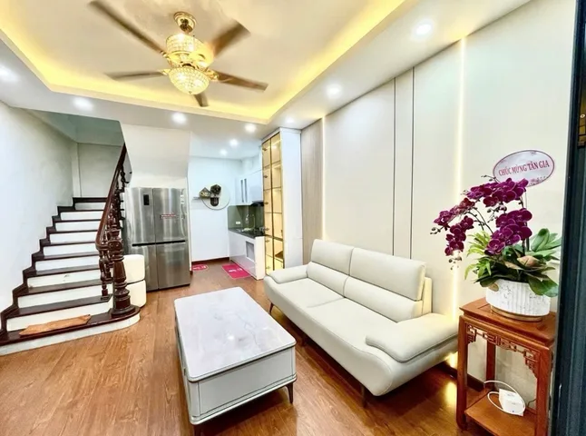 Bán Nhà riêng 32m2 có sẵn 32 m2 thổ cư giá 8.5 tỷ tại Đường Khâm Thiên Phường Quốc Tử Giám Quận Đống Đa Hà Nội
