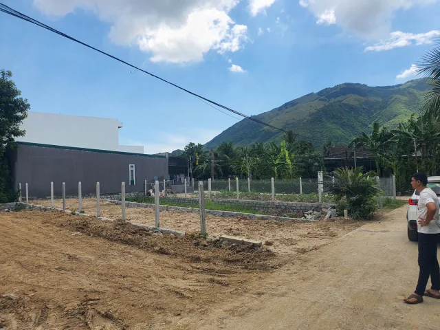 Bán Đất 143m2 có sẵn 60 m2 thổ cư giá 2.1 tỷ tại Xã Diên An Huyện Diên Khánh Khánh Hòa