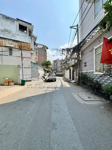 Bán nhà đường ô tô Quận 2 Khu Lê Văn Thịnh Chợ Cây Xoài Nhà 4 Tầng - Ngang 11m đường ô tô thông