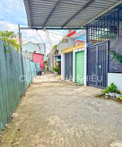 85m2 cạnh Nam Long Phú Thuận; cách mặt tiền 45m; hẻm trước nhà 4m; tiện xây mới; không quy hoạch