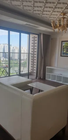 Cho thuê Căn hộ chung cư cao cấp 5 ngủ DT 200m2 giá 50 triệu tại Vincom  Đường Trần Duy Hưng