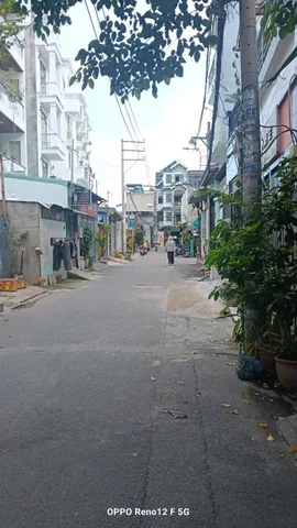 💥 NHÀ HƯƠNG LỘ 3 - BÌNH LONG - SÁT AEON TÂN PHÚ - HẺM XE TẢI TRÁNH - GẦN 60M2 - NHỈNH 6Đ.
👉 Nhà 1/ dân trí cao an ninh
👉Hẻm thông kinh doanh điều được
☎️ Em để  xem nhà trực tiếp. Sp,dg@5