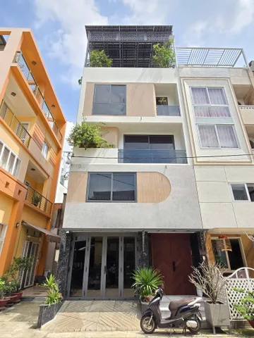 13.2 TỶ - NHÀ 5 TẦNG 5.8X10M - THANG MÁY - HẺM XE HƠI TỚI NHÀ - ĐƯỜNG TRƯỚC NHÀ RỘNG 12M - AN NINH DÂN TRÍ - LÊ QUANG ĐỊNH - PHƯỜNG 1 GÒ VẤP - LIỀN KỀ BÌNH THẠNH - PHÚ NHUẬN.
---‐----------------