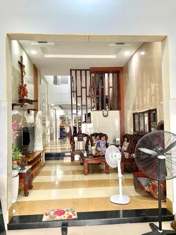 Bán Nhà riêng 4 Tầng, 113m2 có sẵn 113 m2 thổ cư giá 13.5 tỷ tại Phường 15 Quận Tân Bình TP. Hồ Chí Minh