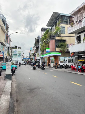 KHU VIP ĐẶNG VĂN NGỮ - HUỲNH VĂN BÁNH - MẶT TIỀN - 5M NGANG - 4 TẦNG BTCT - GIÁ NHỈNH 10 TỶ