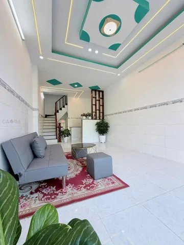 Lời khuyên cho người mua nhà vùng ven: Pháp lý là trên hết
Nhà đẹp cách lộ chính 300m, hàng xóm văn minh, an ninh đảm bảo tuyệt đối