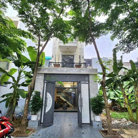 ❌NHÀ 4 TẦNG XÂY MỚI - SÂN ĐẬU OTO- ĐƯỜNG NHỰA 10m - 1 XẸT LÒ LU Q9